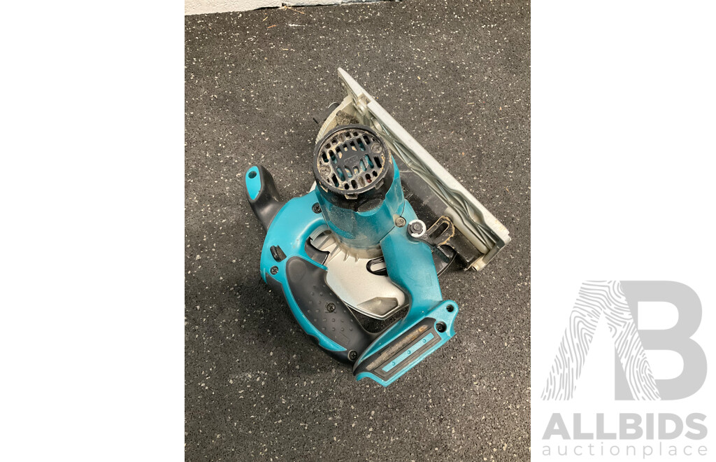 MAKITA (DSS611) 18V 165mm Circular Saw Skin Only and Tool Bag  - Lot of 2