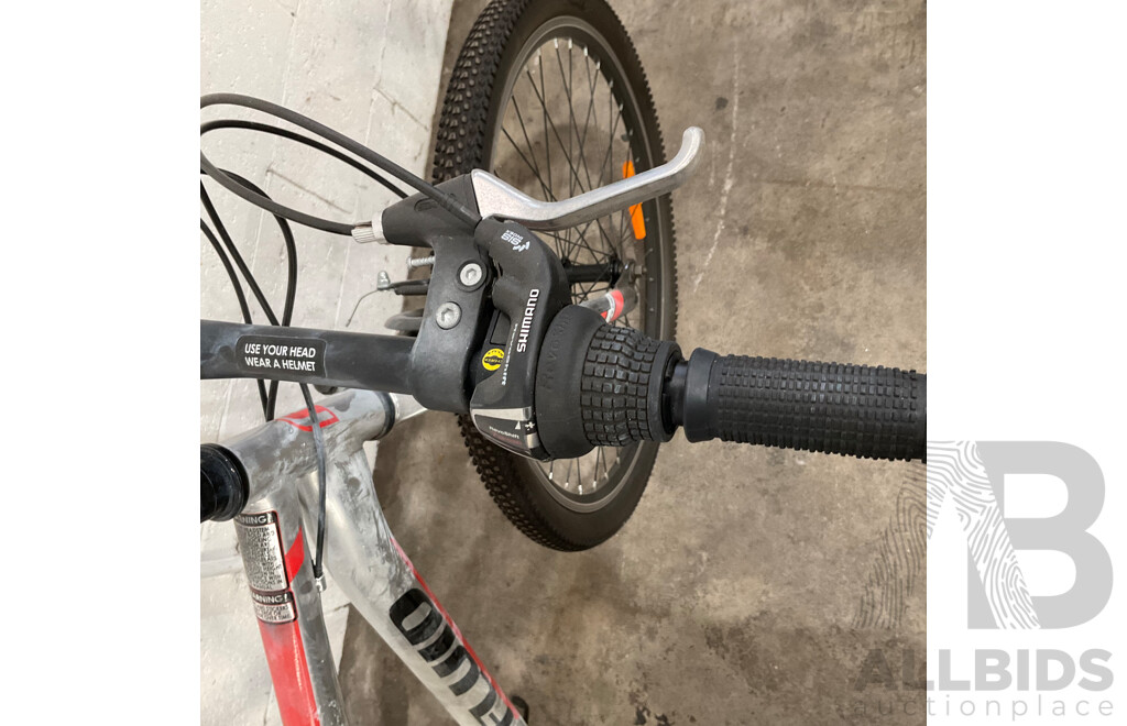 FLUID Steel Series Bike