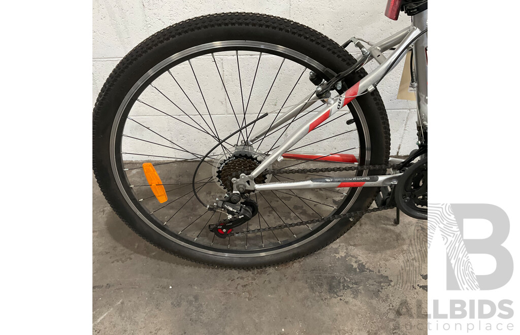 FLUID Steel Series Bike