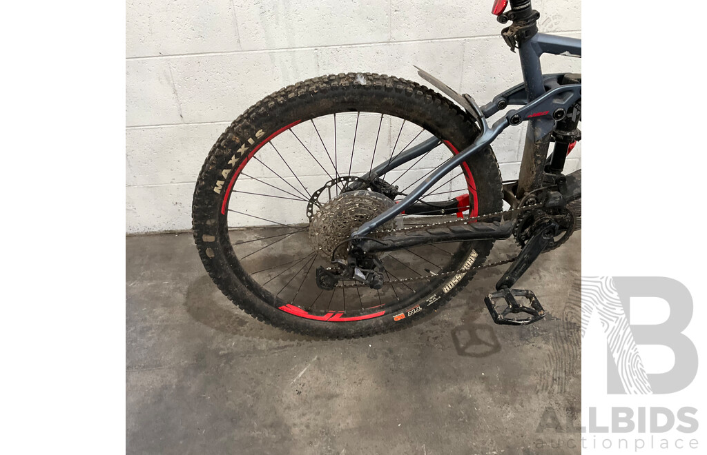 Merida EONE-Sixty 700 Mountain Bike - Size XL