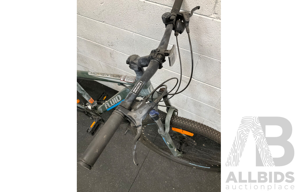 FLUID Momentum Mountain Bike