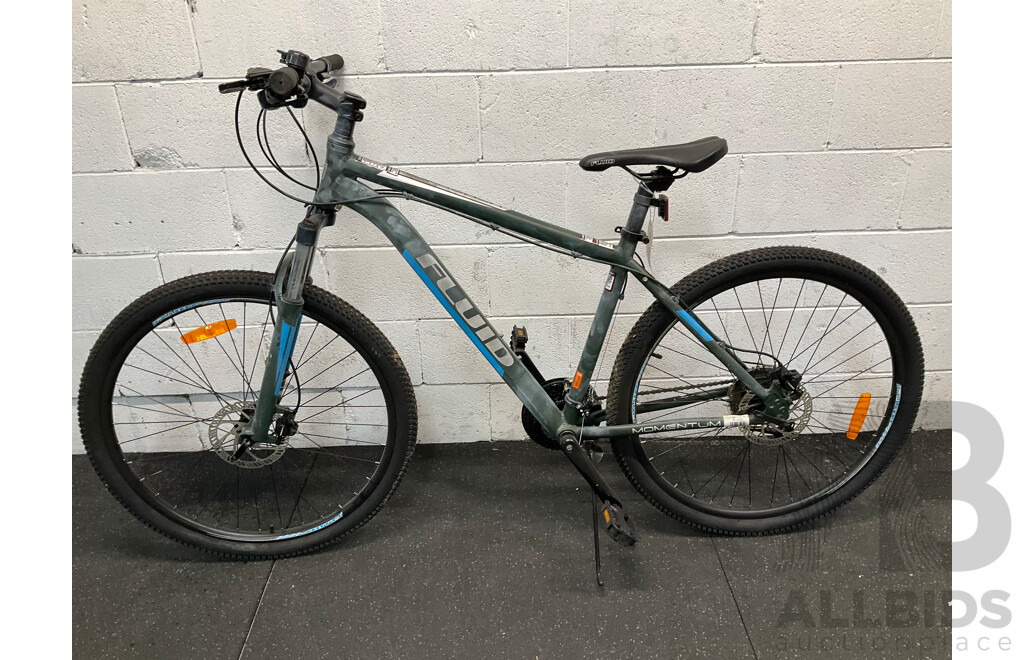 FLUID Momentum Mountain Bike