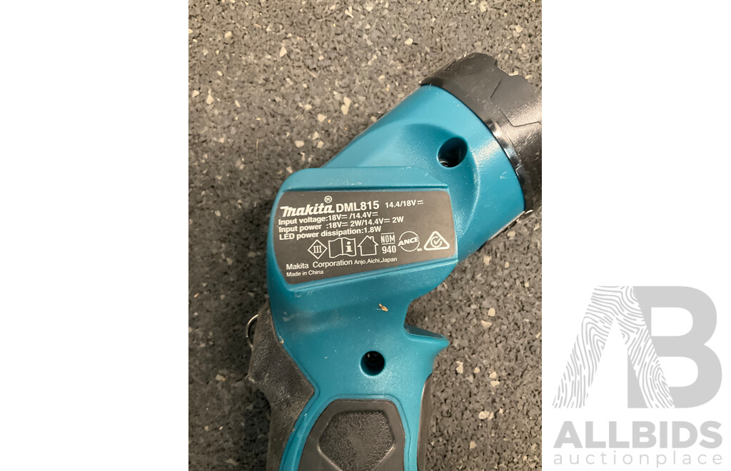 MAKITA 18V LXT Cordless LED Torch (DML815) with 4.0Ah Battery