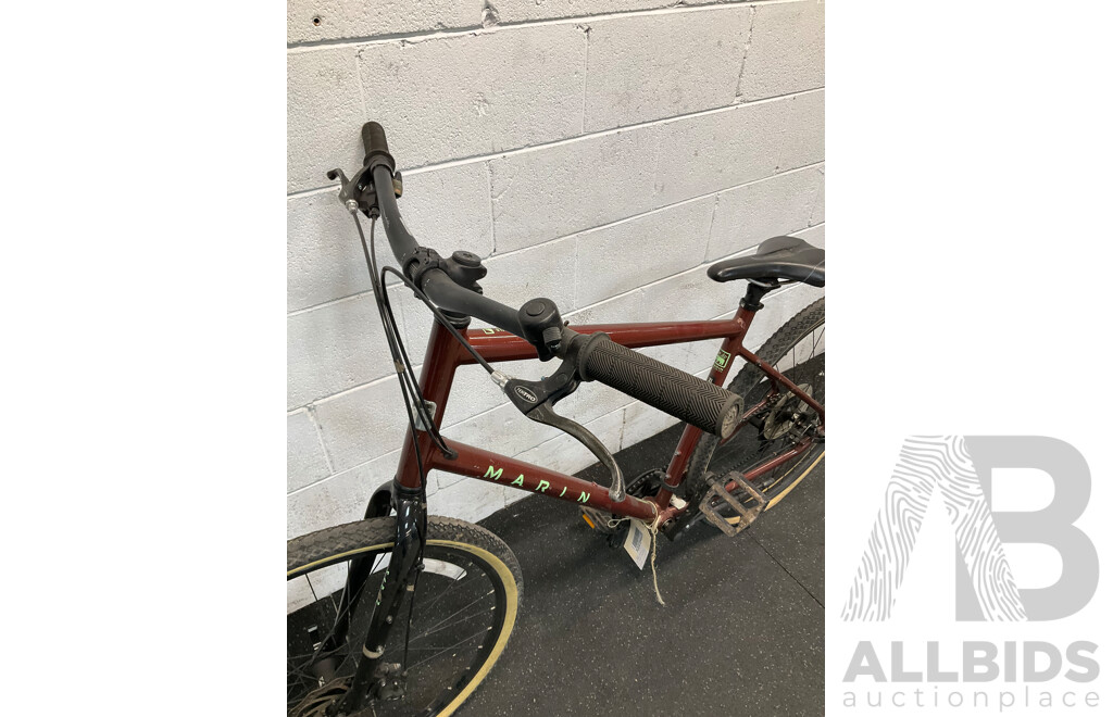 MARIN Kentfiels Hybrid Bike Size XL