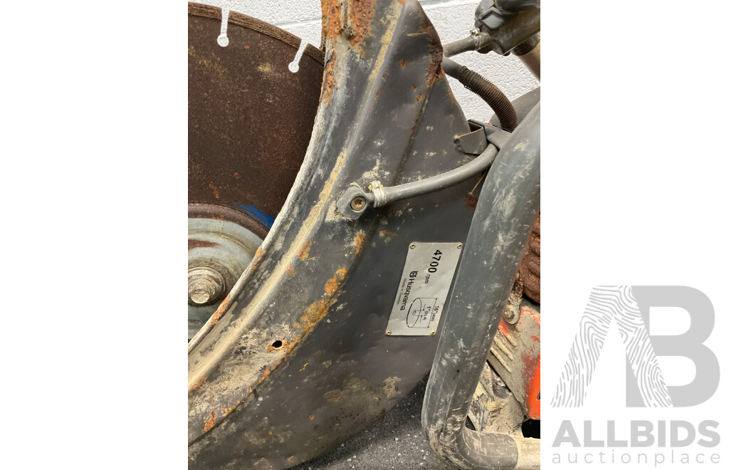 HUSQVARNA K1260 Power Cutter 