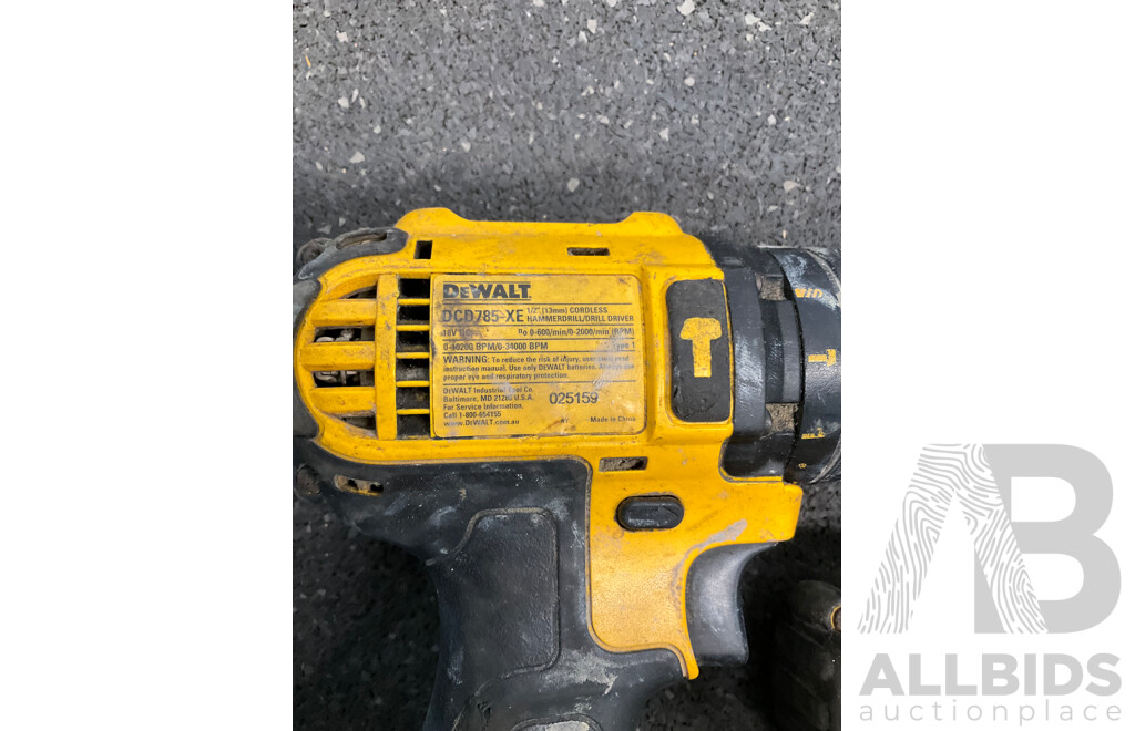 DeWALT Impact Driver (DC885XE), Hammer Drill (DCD785XE) and Battery Charger (DCB115XE) - Lot of 3