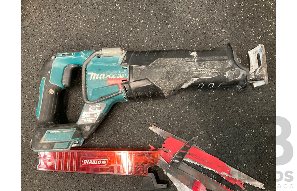 MAKITA (DJR187) 18V Brushless Recipro Saw - Skin Only and Saw Blades 