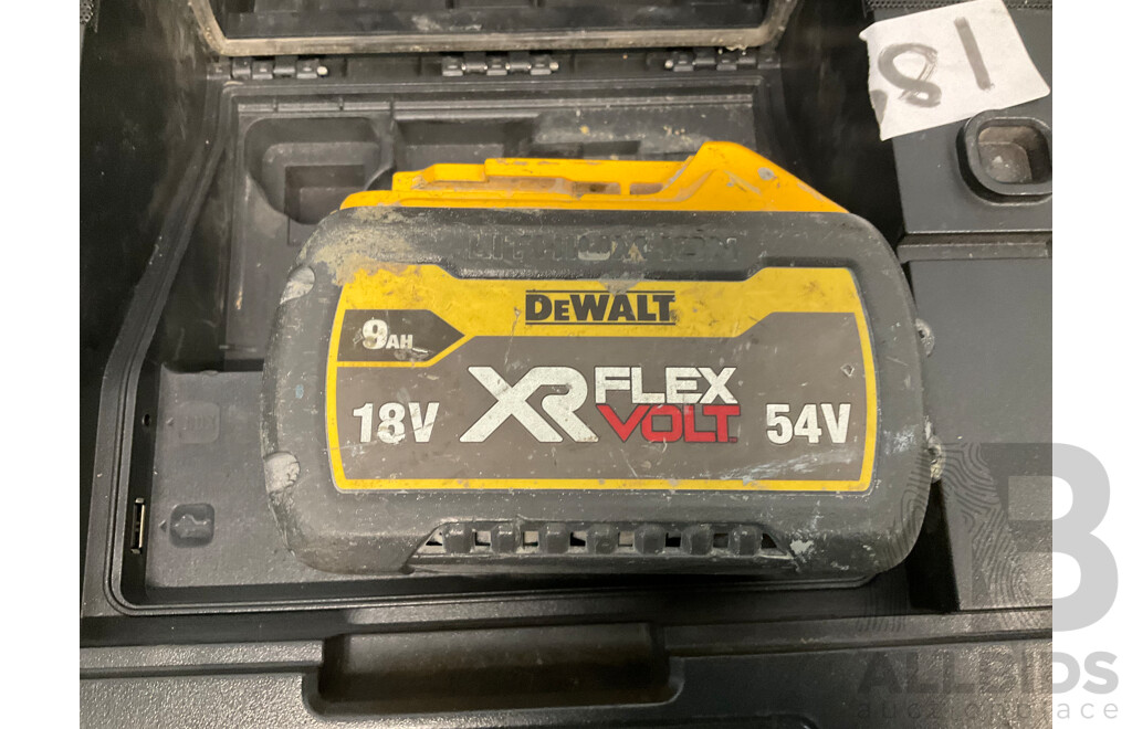 DeWALT TSTAK Jobsite Radio & Charger (DWST1-81080-XE) with 18V 9Ah Battery 