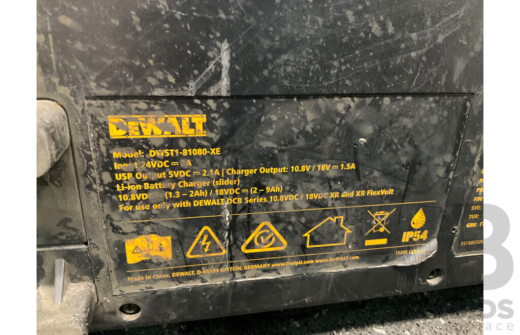 DeWALT TSTAK Jobsite Radio & Charger (DWST1-81080-XE) with 18V 9Ah Battery 