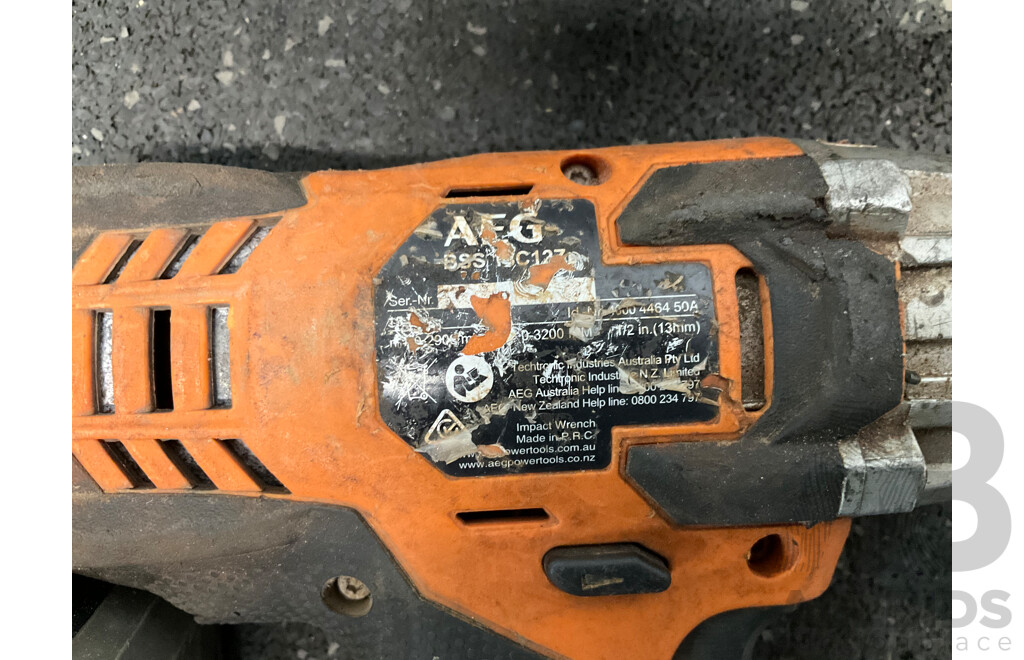 AEG Impact Wrench, AEG 4.0Ah Battery, Super Works Heat Gun and Leveleing Lift Kit - Lot of 4