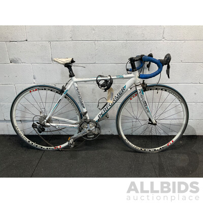 PERFORMER STORM Road Bike