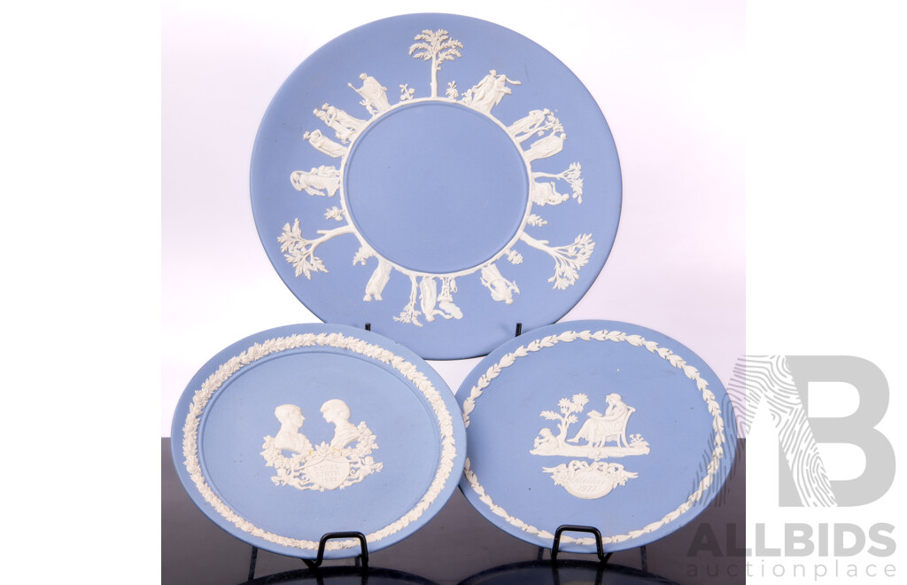 Collection Three Pieces Wedgwood Blue and White Jasper Ware