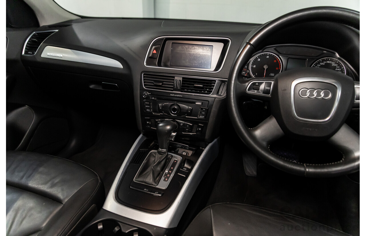 8/2010 Audi Q5 2.0 TDI Quattro 8R MY10 4d Wagon Lava Grey Metallic Turbo Diesel 2.0L