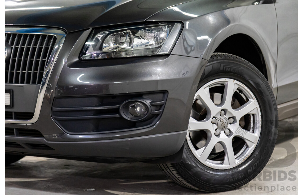 8/2010 Audi Q5 2.0 TDI Quattro 8R MY10 4d Wagon Lava Grey Metallic Turbo Diesel 2.0L