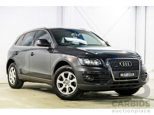 8/2010 Audi Q5 2.0 TDI Quattro 8R MY10 4d Wagon Lava Grey Metallic Turbo Diesel 2.0L