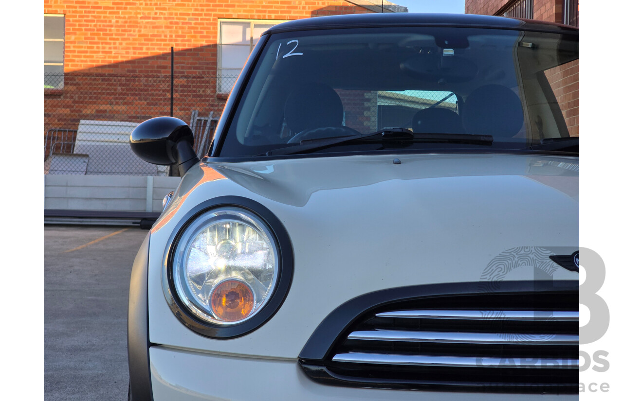 06/2012 Mini Cooper Baker Street R56 MY12 2d Hatchback Pepper White 1.6L