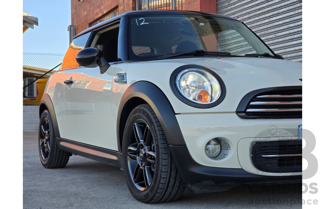 06/2012 Mini Cooper Baker Street R56 MY12 2d Hatchback Pepper White 1.6L