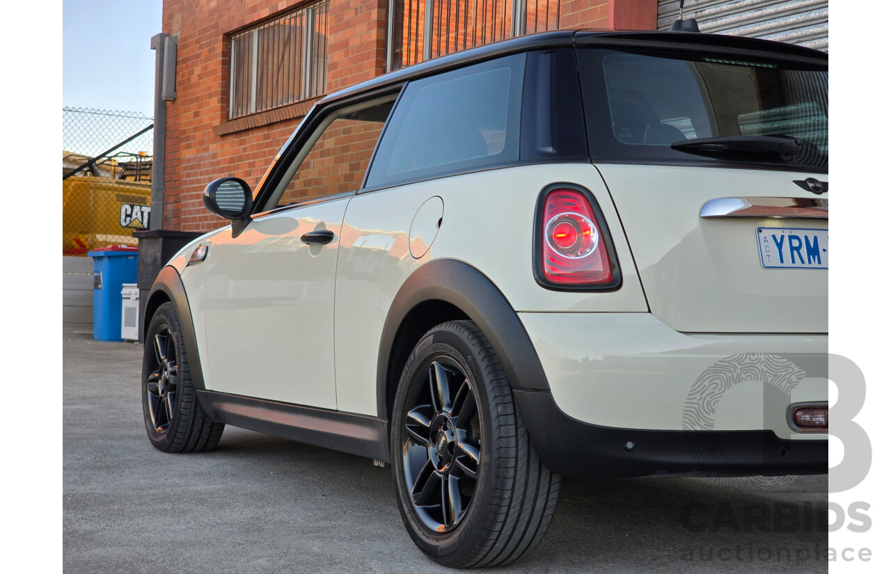06/2012 Mini Cooper Baker Street R56 MY12 2d Hatchback Pepper White 1.6L