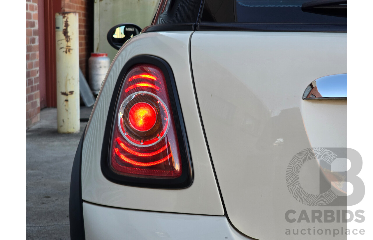 06/2012 Mini Cooper Baker Street R56 MY12 2d Hatchback Pepper White 1.6L