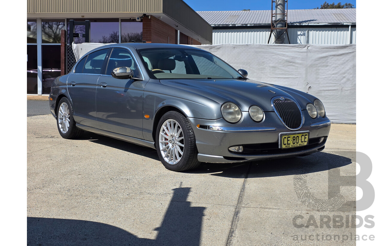 10/2003 Jaguar S Type V6 RWD  4D Sedan Grey 2.5L
