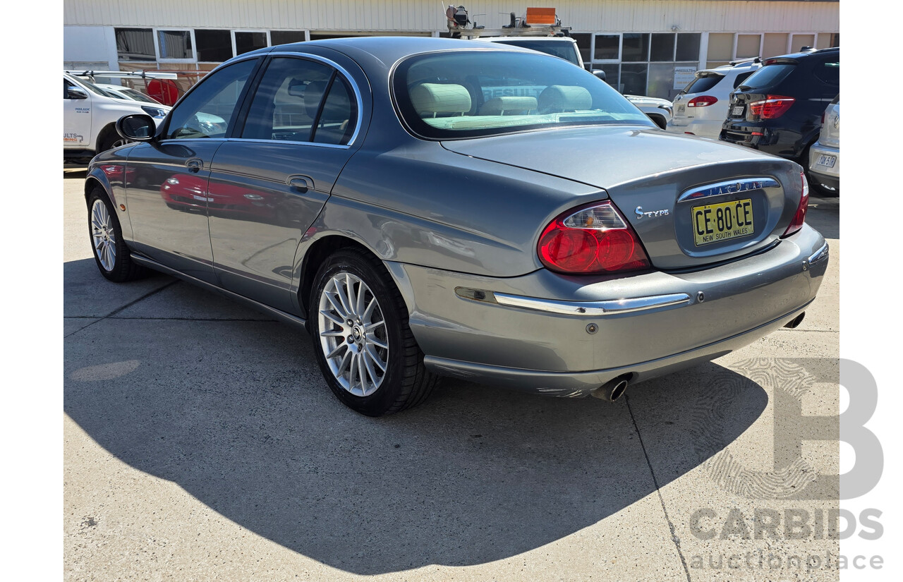 10/2003 Jaguar S Type V6 RWD  4D Sedan Grey 2.5L