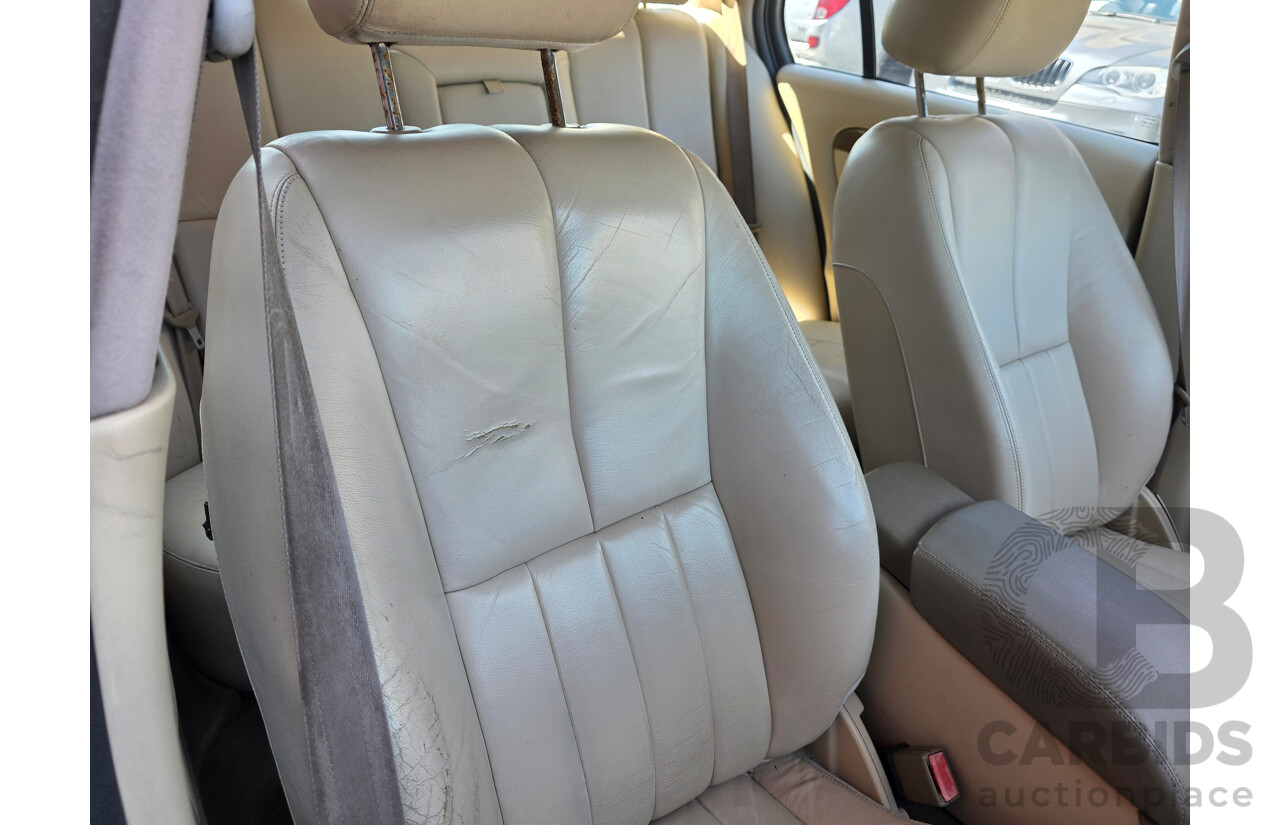 10/2003 Jaguar S Type V6 RWD  4D Sedan Grey 2.5L