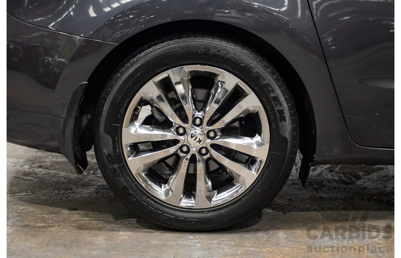 05/2015 Kia Carnival Platinum YP 4d Wagon Platinum Graphite Metallic Turbo Diesel 2.2L