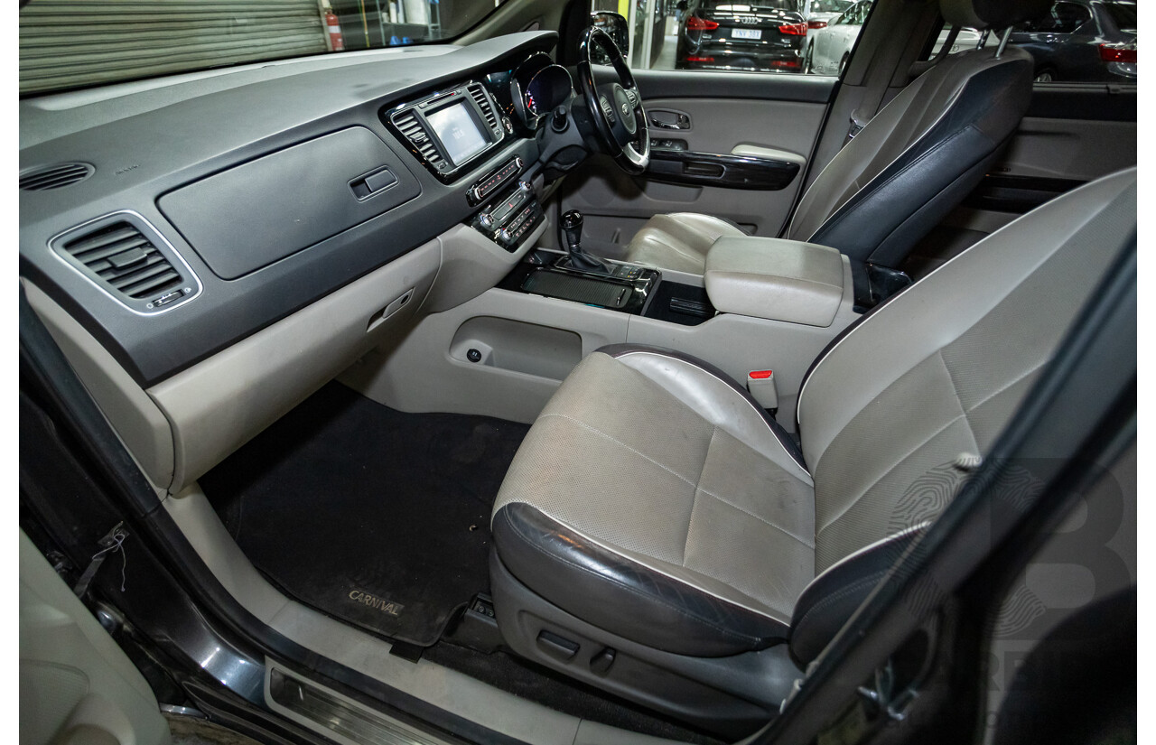 05/2015 Kia Carnival Platinum YP 4d Wagon Platinum Graphite Metallic Turbo Diesel 2.2L