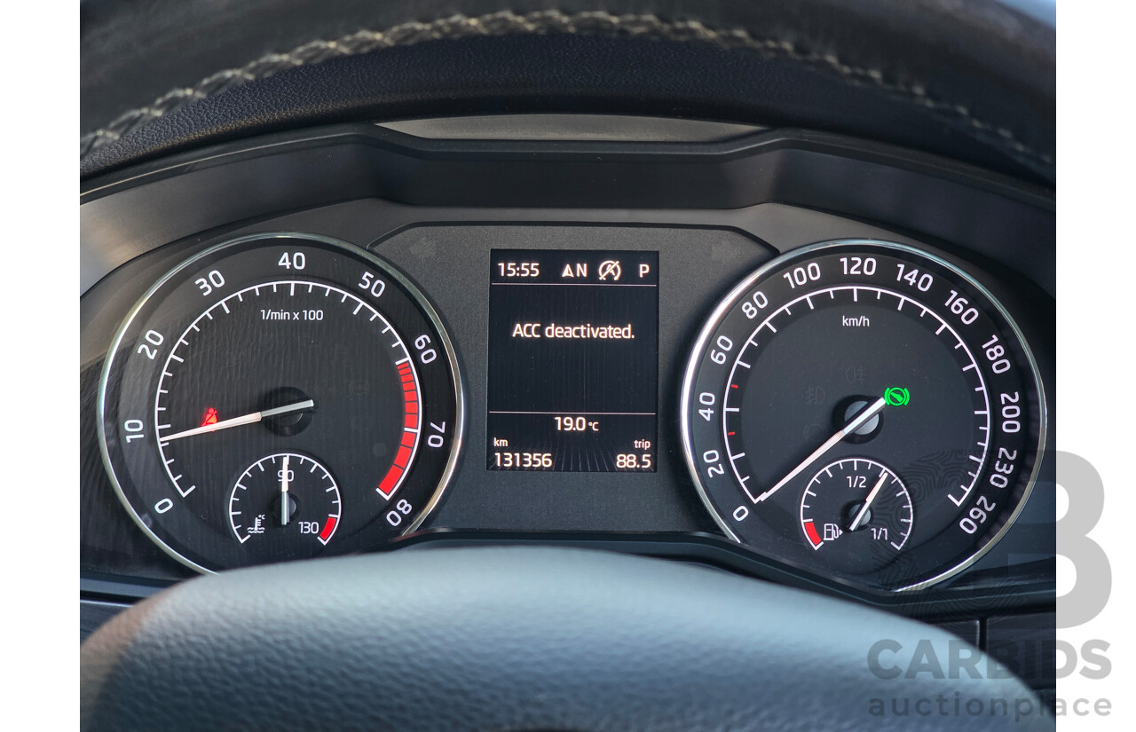 07/2017 Skoda Superb 162TSI NP MY17 4d Sedan Brilliant Silver Metallic Turbo 2.0L