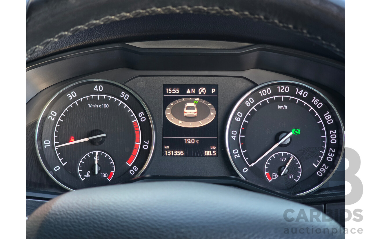 07/2017 Skoda Superb 162TSI NP MY17 4d Sedan Brilliant Silver Metallic Turbo 2.0L