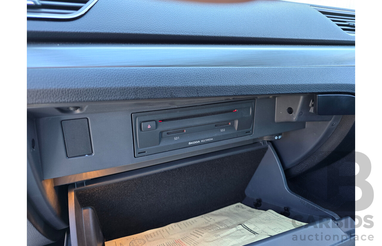 07/2017 Skoda Superb 162TSI NP MY17 4d Sedan Brilliant Silver Metallic Turbo 2.0L