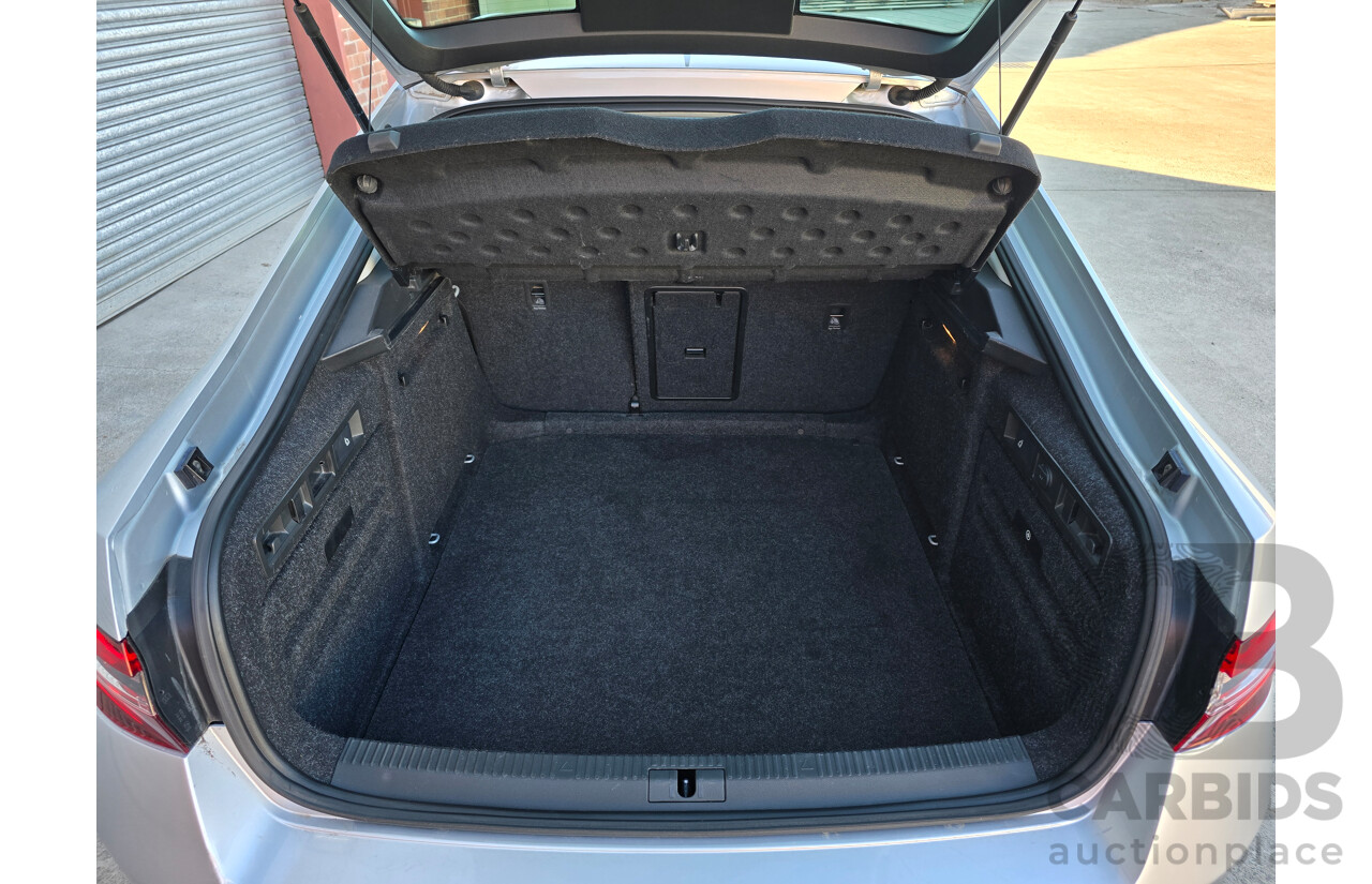 07/2017 Skoda Superb 162TSI NP MY17 4d Sedan Brilliant Silver Metallic Turbo 2.0L