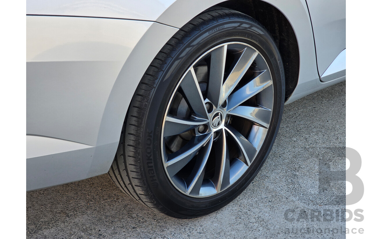 07/2017 Skoda Superb 162TSI NP MY17 4d Sedan Brilliant Silver Metallic Turbo 2.0L