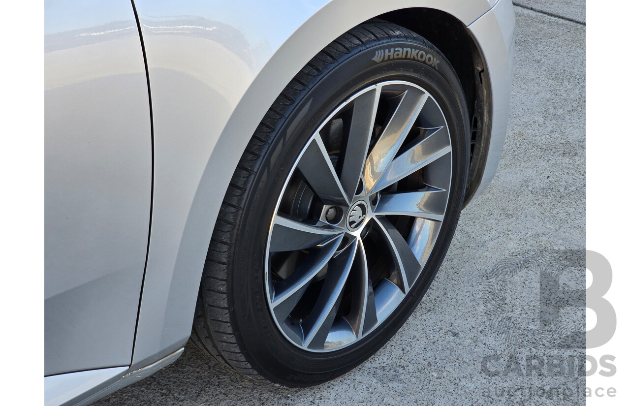 07/2017 Skoda Superb 162TSI NP MY17 4d Sedan Brilliant Silver Metallic Turbo 2.0L