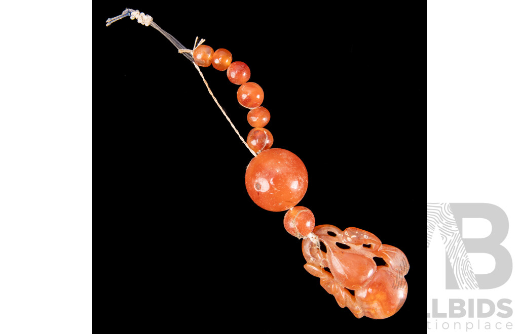 Vintage Chinese Double Gourd Form Hardstone Agate Pendant