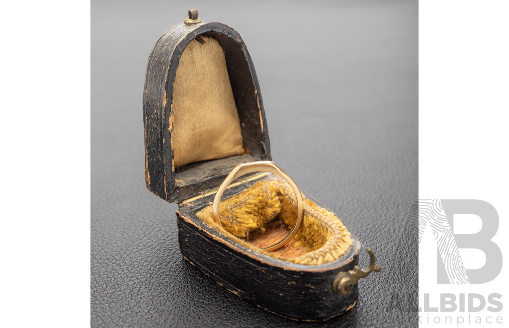 18ct Antique Old Cut Diamond Set Eternity/Wedding Ring, Est TDW 0.04ct, Size J, 1.11 Grams