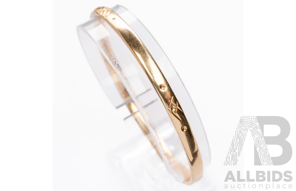 9ct Vintage Patterned Flat Curve Profile Gold Bangle, 67mm, 14.03 Grams