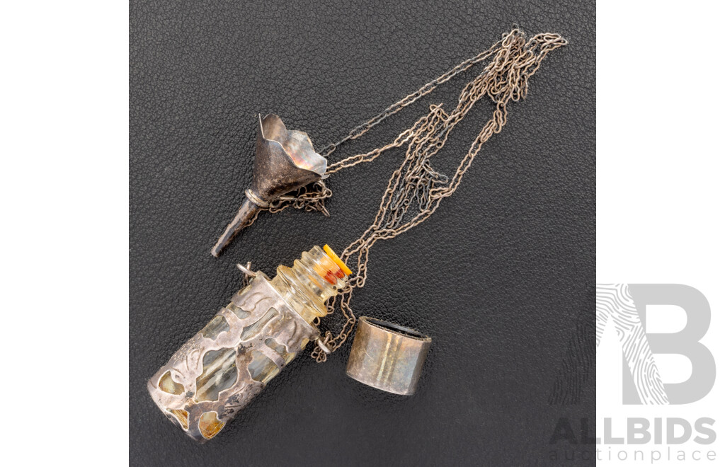 Vintage Sterling Silver & Glass Perfume Bottle and Funnel on Fine Fancy Belcher Link Chain, 16.15 Grams