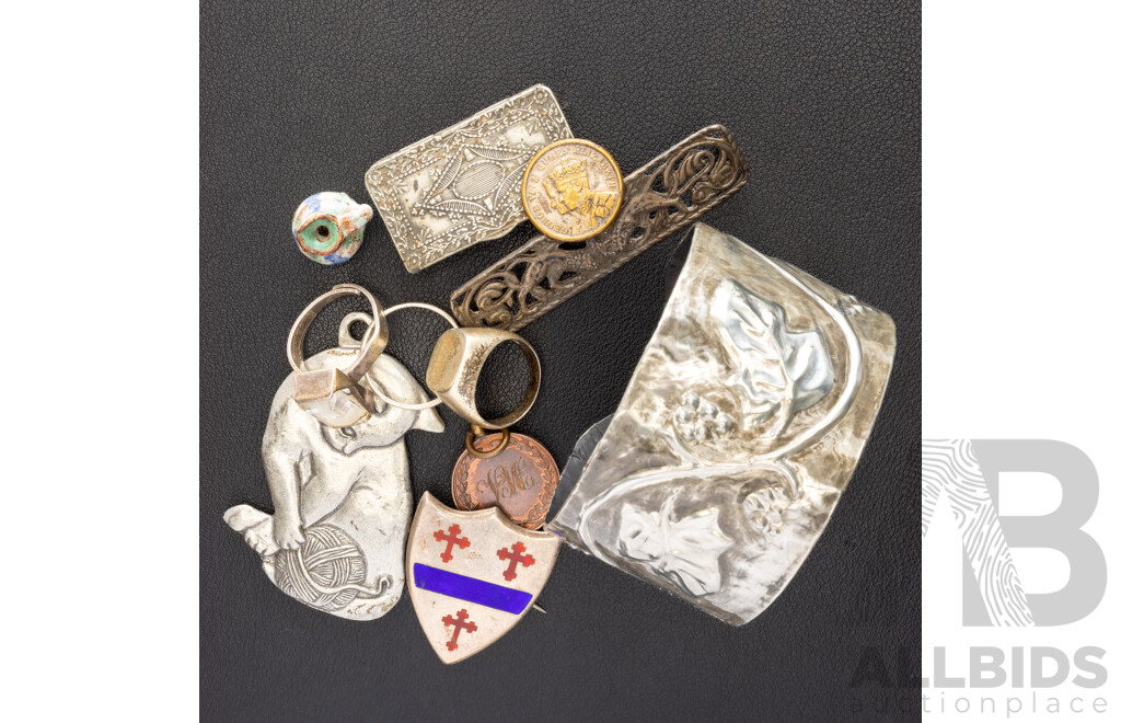 Collection of Antique & Vintage Jewellery Items, Including Pewter Cuff Bangle & Sterling Silver of 36.84 Grams