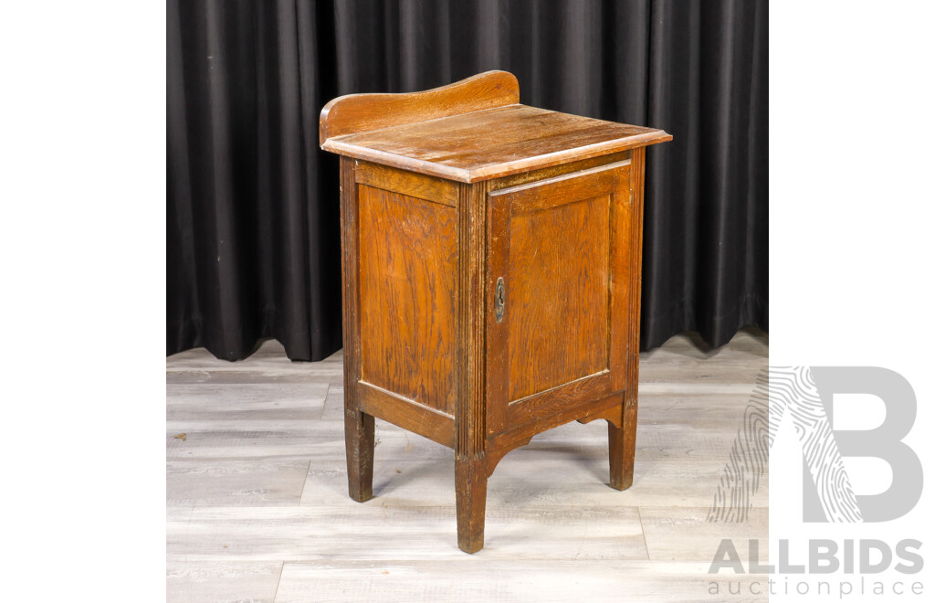 Single Door Oak Pot Cupboard