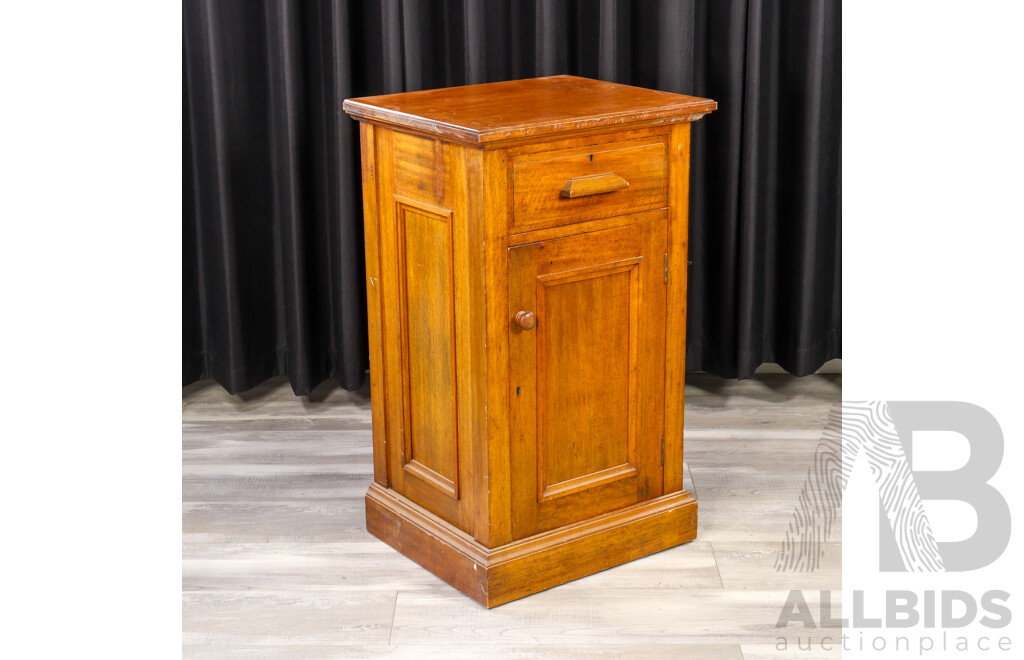 English Oak Pier Cabinet with Single Door and Drawer