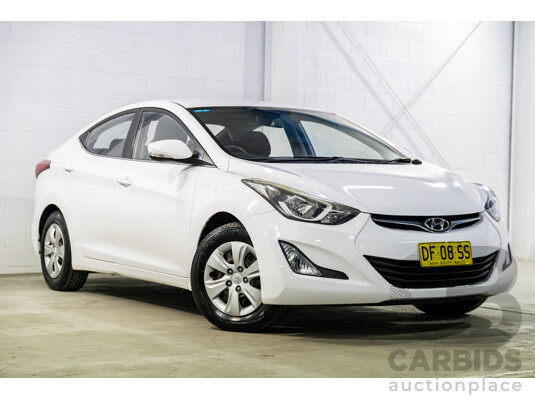 10/2015 Hyundai Elantra Active MD Series 2 (MD3) 4d Sedan Polar White 1.8L