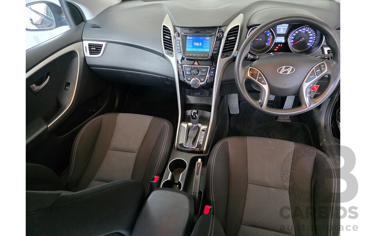3/2014 Hyundai i30 Active GD MY14 5d Hatchback Black 1.8L