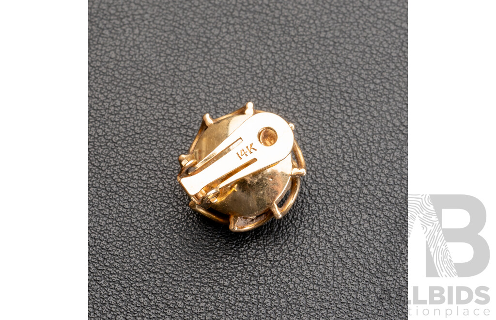 14ct Single Mabe Pearl Lever Back Clip on Earring, 19mm, 5.19 Grams