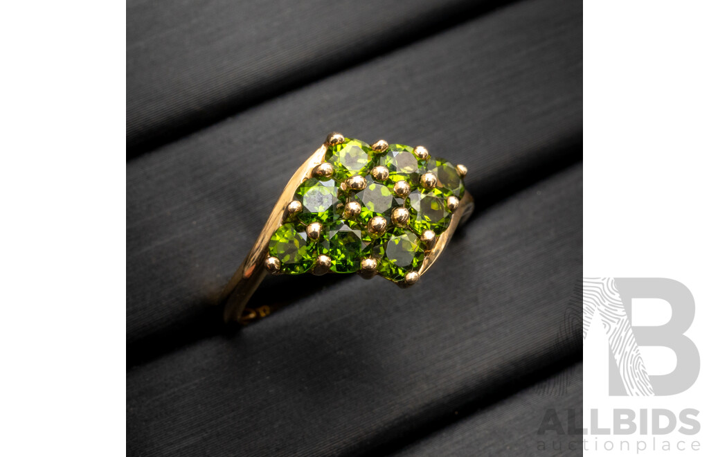 9ct Diopside Cluster Ring, Size N, 2.32 Grams