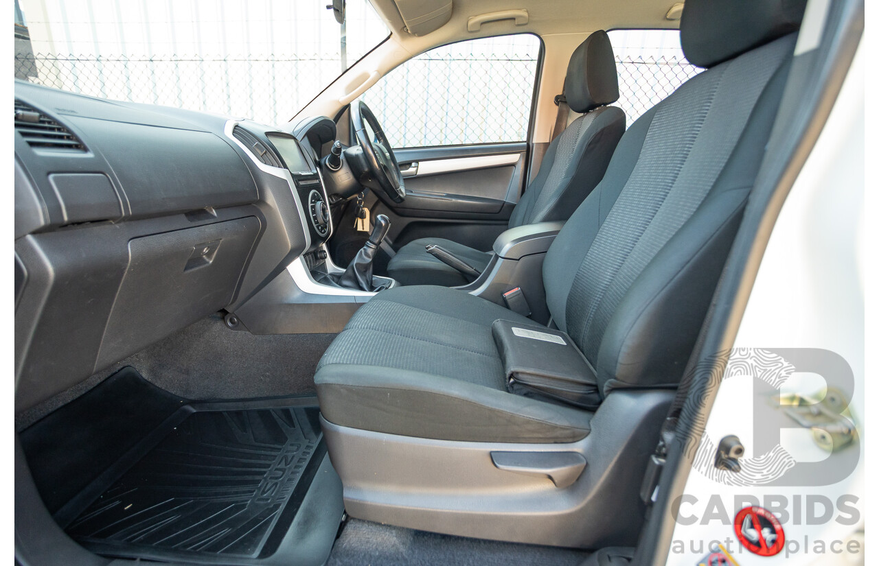 03/2017 Isuzu D-Max LS-U  (4x4)  TF MY17 Crew Cab Utility White Turbo Diesel 3.0L