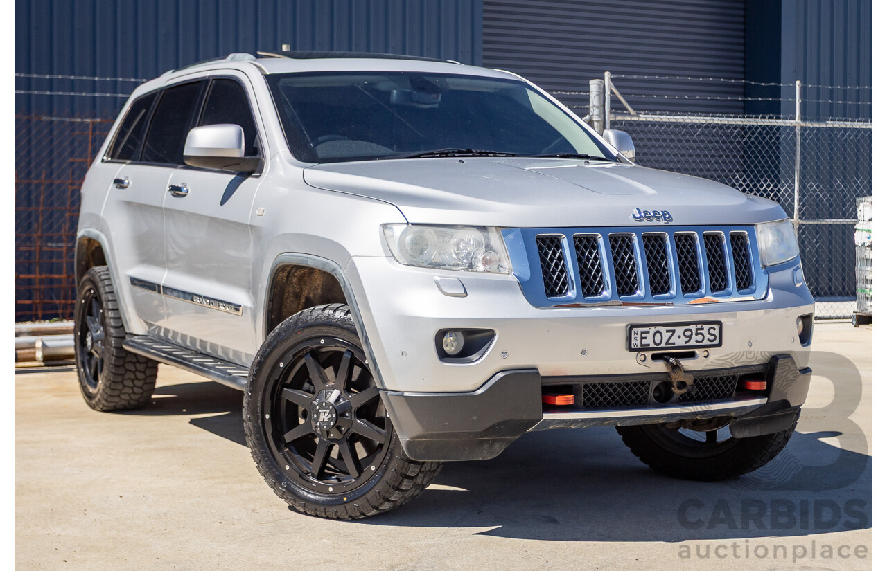02/2012 Jeep Grand Cherokee Overland (4x4) WK 4D Wagon Bright Silver Metallic 5.7L