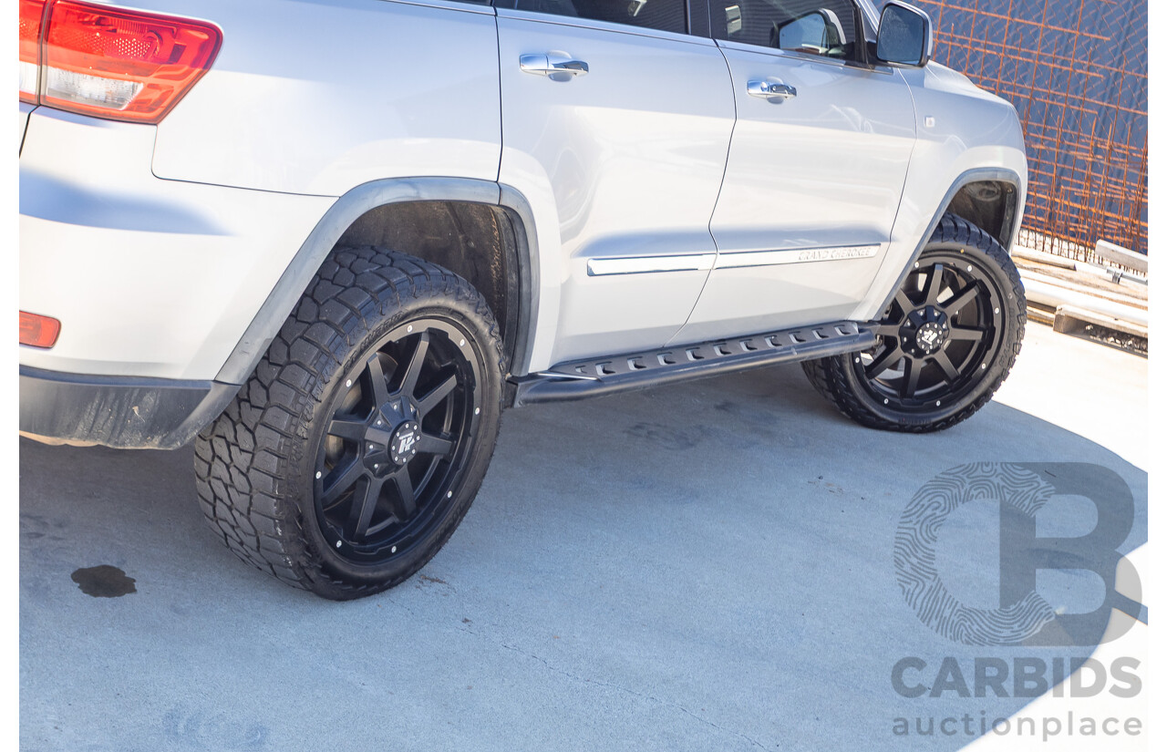 02/2012 Jeep Grand Cherokee Overland (4x4) WK 4D Wagon Bright Silver Metallic 5.7L