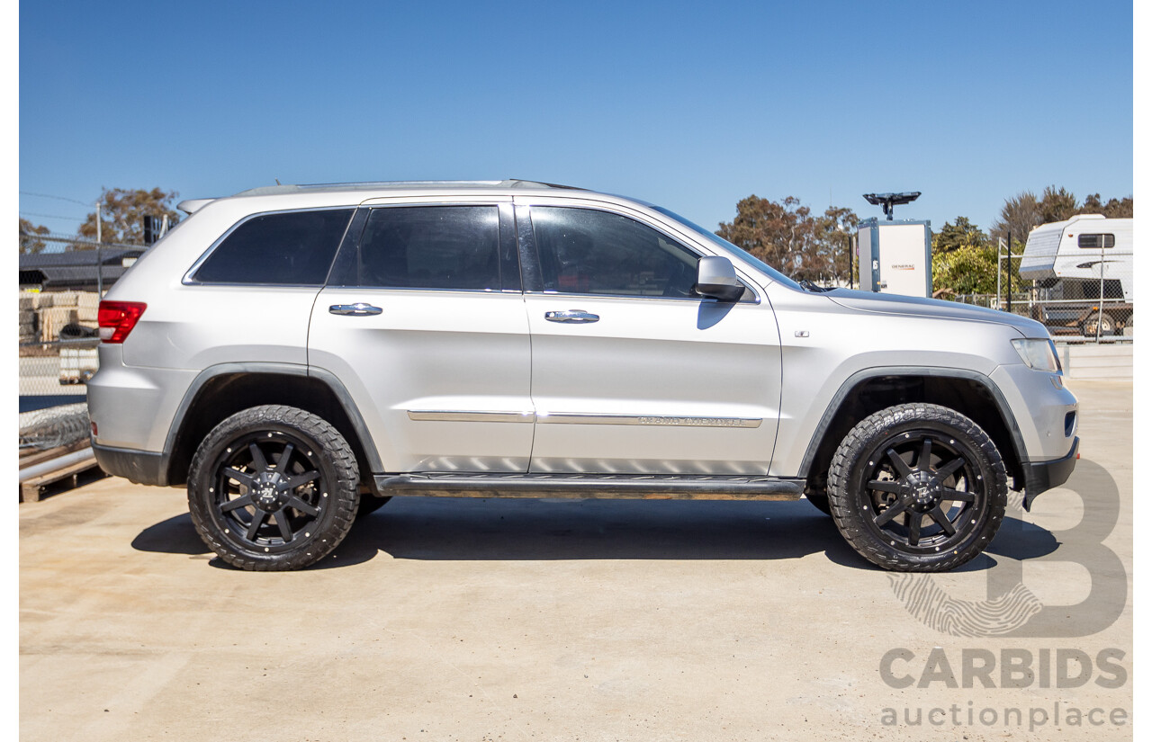 02/2012 Jeep Grand Cherokee Overland (4x4) WK 4D Wagon Bright Silver Metallic 5.7L
