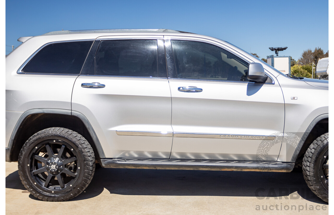 02/2012 Jeep Grand Cherokee Overland (4x4) WK 4D Wagon Bright Silver Metallic 5.7L